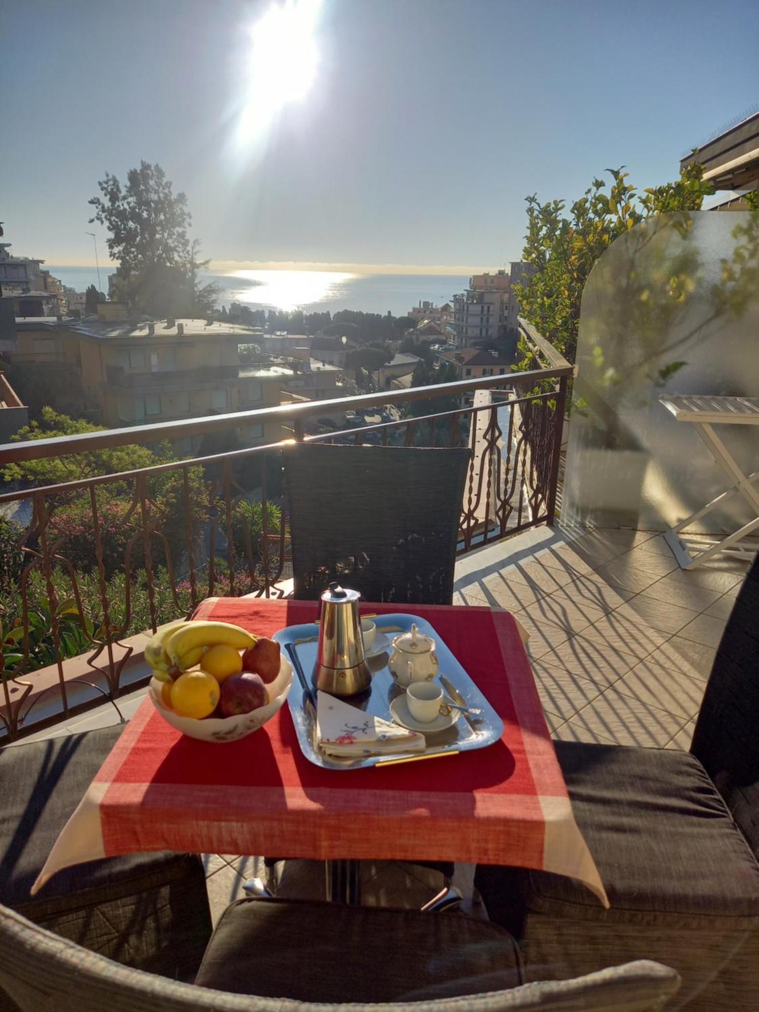 Appartamento Vista Mare Stella Marina Sanremo Exterior foto